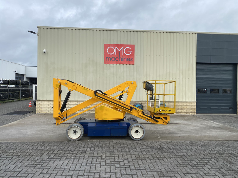 Snorkel A38E, Hoogwerker 13,5 meter - Henkilönostin: kuva Snorkel A38E, Hoogwerker 13,5 meter - Henkilönostin Snorkel A38E, Hoogwerker 13,5 meter - Henkilönostin: kuva Snorkel A38E, Hoogwerker 13,5 meter - Henkilönostin