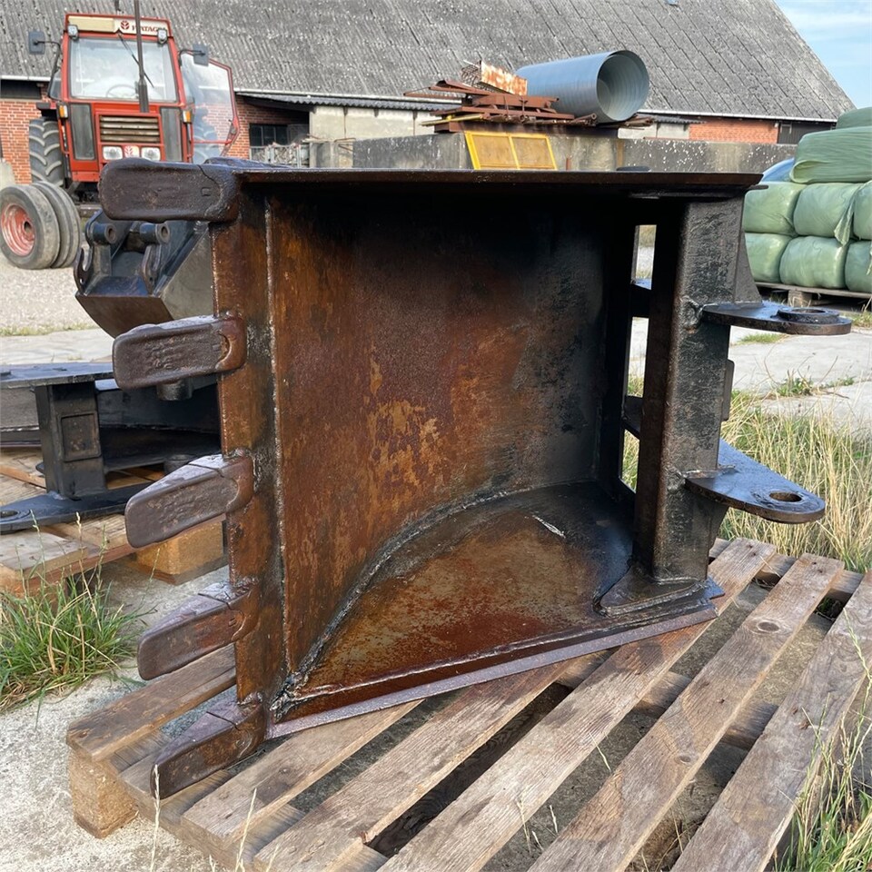 ABC 70cm - Kauha - Kaivuri-trukki: kuva ABC 70cm - Kauha - Kaivuri-trukki ABC 70cm - Kauha - Kaivuri-trukki: kuva ABC 70cm - Kauha - Kaivuri-trukki