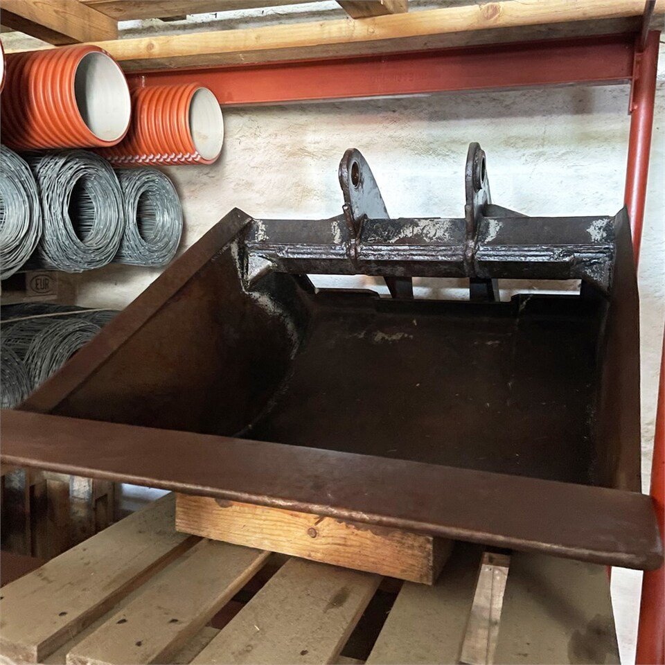 ABC 90cm - Kauha - Kaivuri-trukki: kuva ABC 90cm - Kauha - Kaivuri-trukki ABC 90cm - Kauha - Kaivuri-trukki: kuva ABC 90cm - Kauha - Kaivuri-trukki