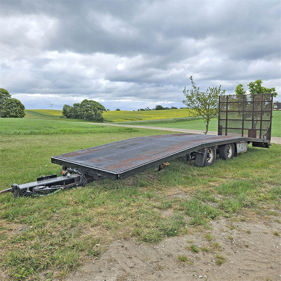 ABC Autotrailer - Kuljetin perävaunu: kuva ABC Autotrailer - Kuljetin perävaunu ABC Autotrailer - Kuljetin perävaunu: kuva ABC Autotrailer - Kuljetin perävaunu