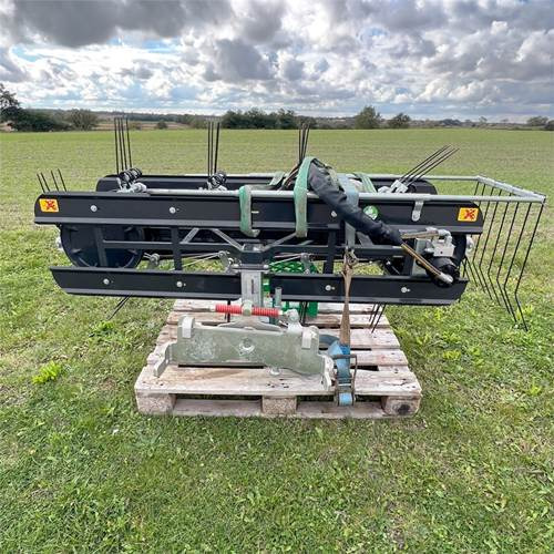 ABC Robo Evo Rake - Ruohonleikkuri: kuva ABC Robo Evo Rake - Ruohonleikkuri ABC Robo Evo Rake - Ruohonleikkuri: kuva ABC Robo Evo Rake - Ruohonleikkuri