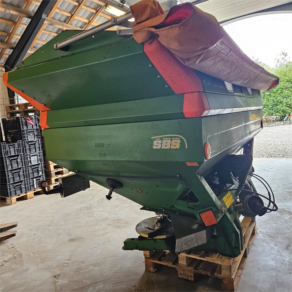 Amazone ZA-M 1500 - Lannoituskone: kuva Amazone ZA-M 1500 - Lannoituskone Amazone ZA-M 1500 - Lannoituskone: kuva Amazone ZA-M 1500 - Lannoituskone