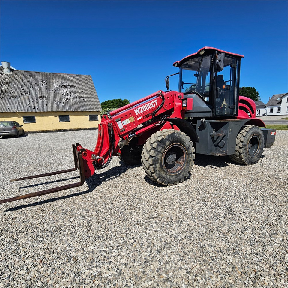 Bernards W2600CT Teleskop - Liukuohjattu kuormaaja: kuva Bernards W2600CT Teleskop - Liukuohjattu kuormaaja Bernards W2600CT Teleskop - Liukuohjattu kuormaaja: kuva Bernards W2600CT Teleskop - Liukuohjattu kuormaaja