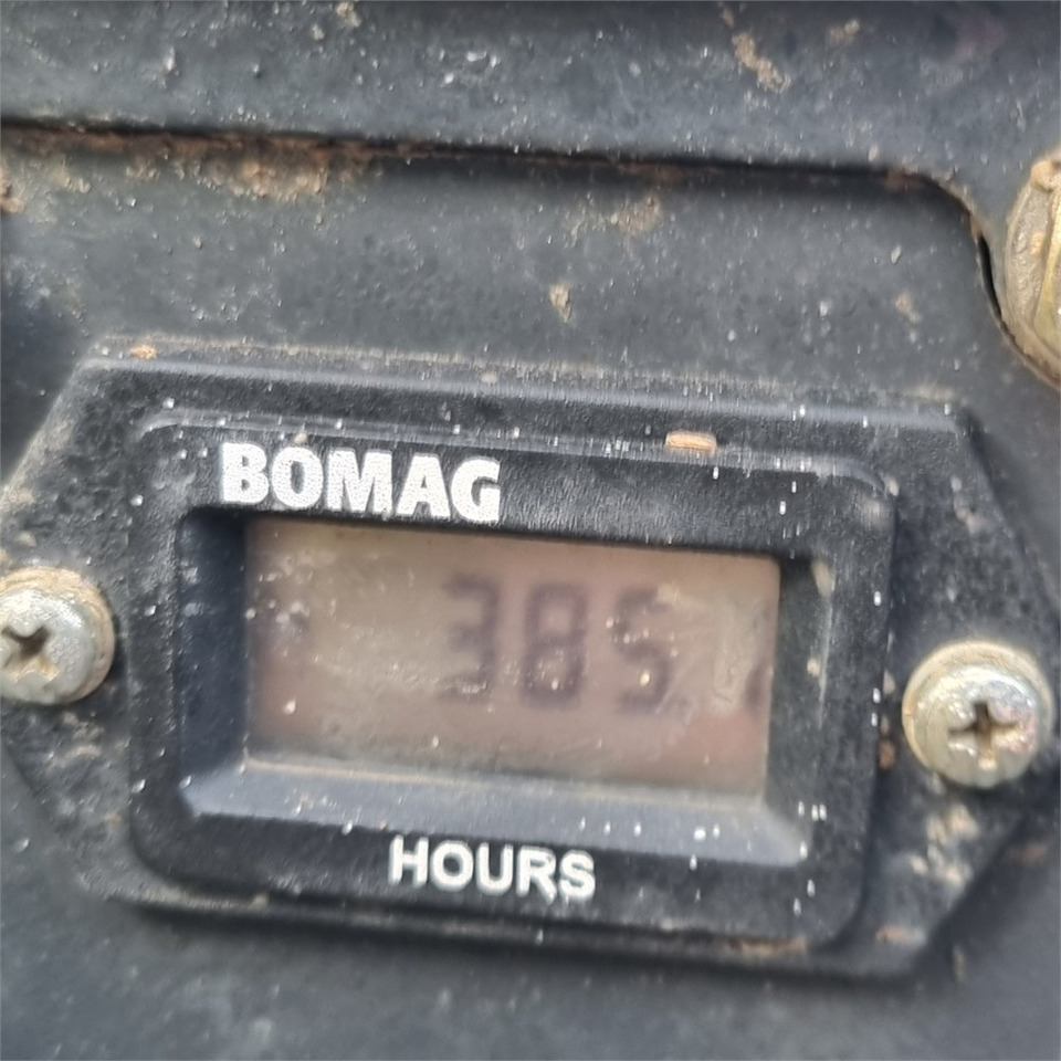 Bomag SPR 50/55 D - Tärylevy: kuva Bomag SPR 50/55 D - Tärylevy Bomag SPR 50/55 D - Tärylevy: kuva Bomag SPR 50/55 D - Tärylevy