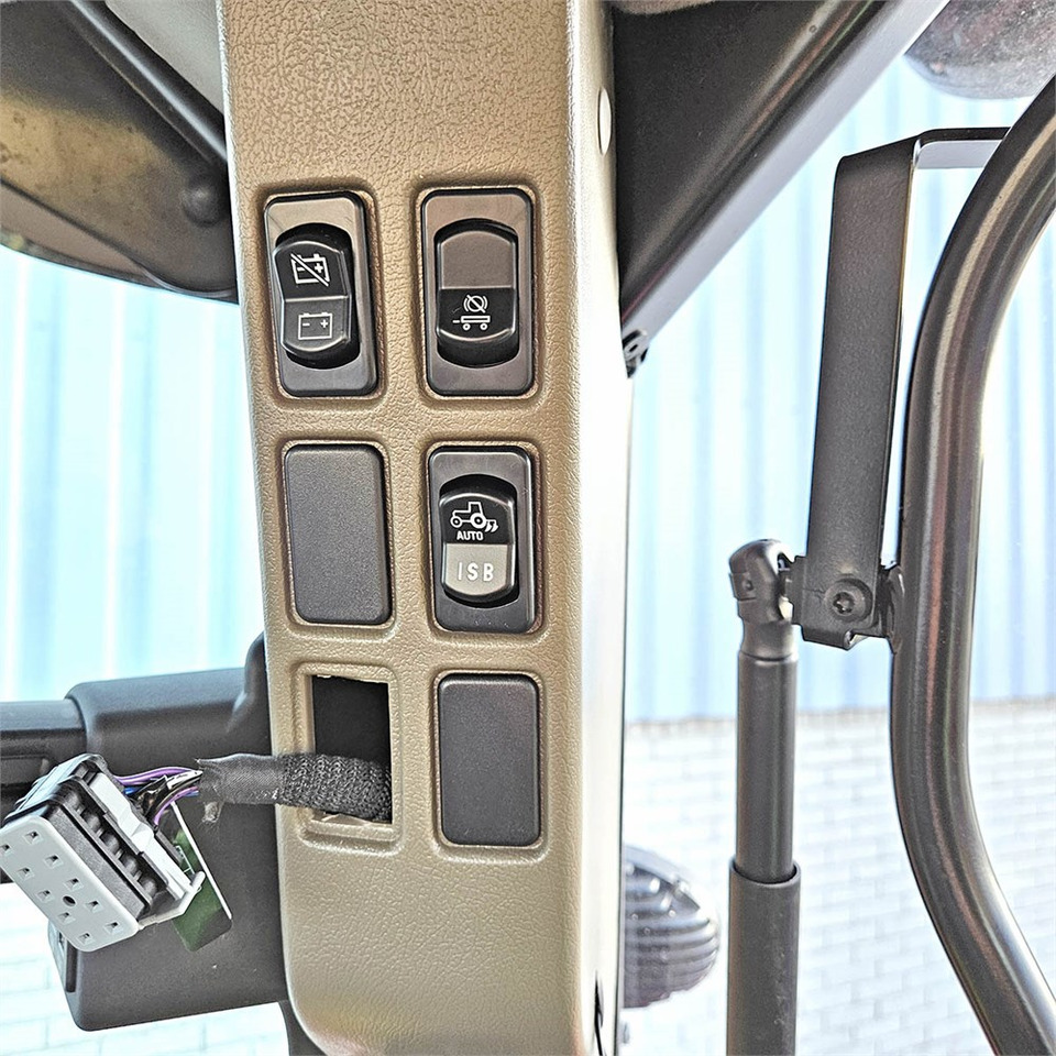 Traktori Case Puma 165 CVX: kuva Traktori Case Puma 165 CVX Traktori Case Puma 165 CVX: kuva Traktori Case Puma 165 CVX