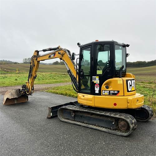 Caterpillar 305.5E 2 CR - Minikuormaaja: kuva Caterpillar 305.5E 2 CR - Minikuormaaja Caterpillar 305.5E 2 CR - Minikuormaaja: kuva Caterpillar 305.5E 2 CR - Minikuormaaja