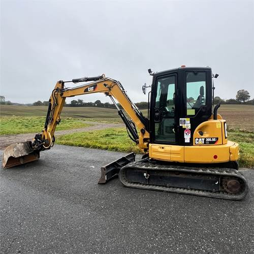 Caterpillar 305.5E 2 CR - Minikuormaaja: kuva Caterpillar 305.5E 2 CR - Minikuormaaja Caterpillar 305.5E 2 CR - Minikuormaaja: kuva Caterpillar 305.5E 2 CR - Minikuormaaja