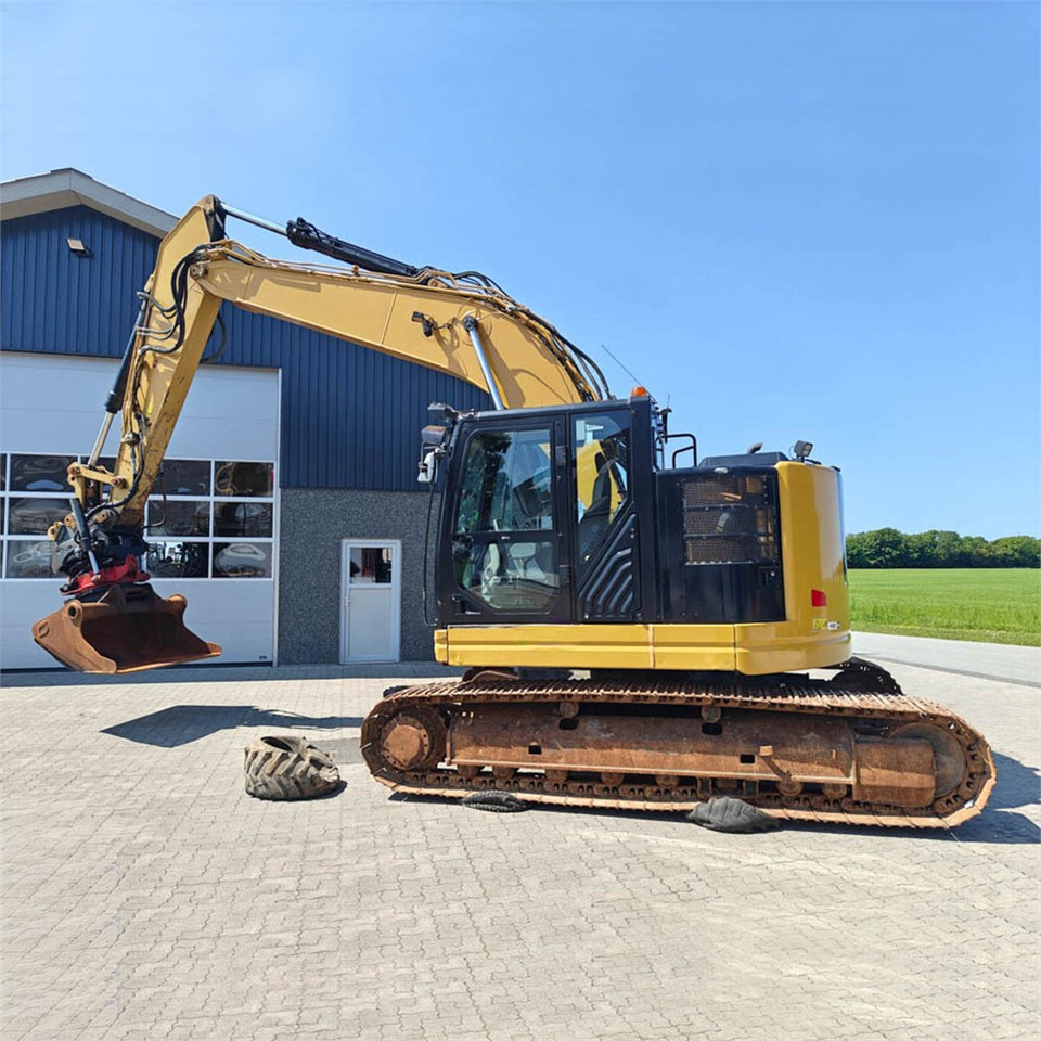 Caterpillar 325 FLCR - Telakaivukone: kuva Caterpillar 325 FLCR - Telakaivukone Caterpillar 325 FLCR - Telakaivukone: kuva Caterpillar 325 FLCR - Telakaivukone