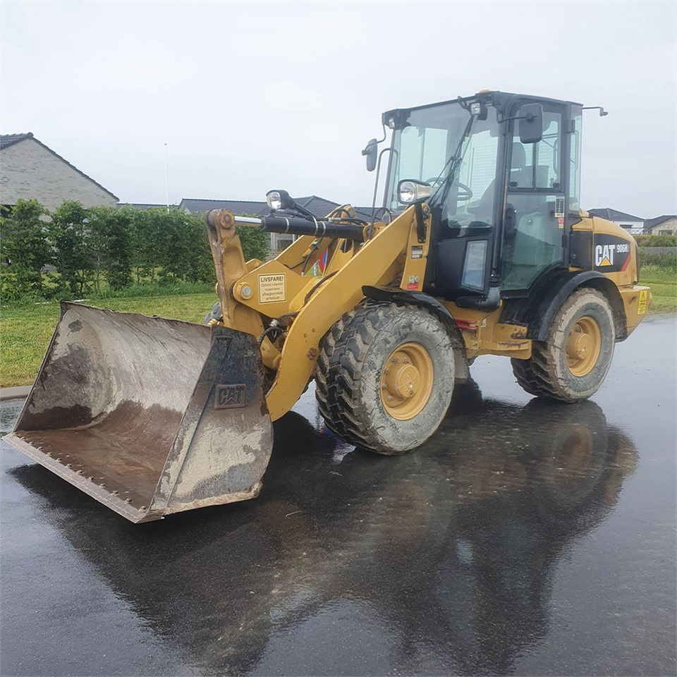 Caterpillar 906 H2 - Pyöräkuormaaja: kuva Caterpillar 906 H2 - Pyöräkuormaaja Caterpillar 906 H2 - Pyöräkuormaaja: kuva Caterpillar 906 H2 - Pyöräkuormaaja