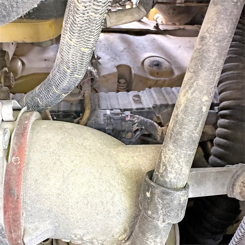 Puskutraktori Caterpillar D6T LGP: kuva Puskutraktori Caterpillar D6T LGP