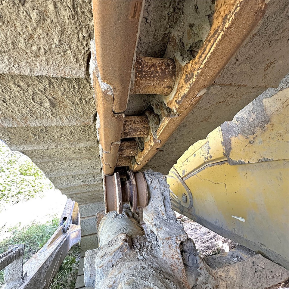 Puskutraktori Caterpillar D6T LGP: kuva Puskutraktori Caterpillar D6T LGP
