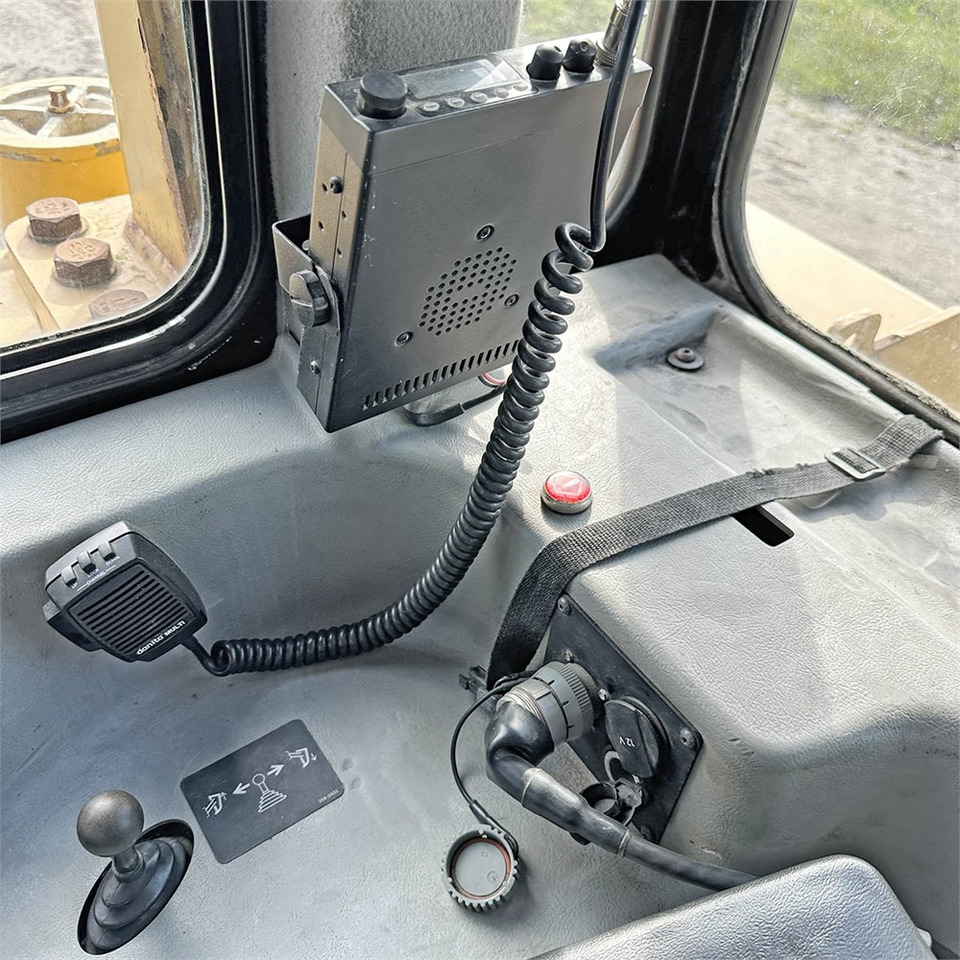 Puskutraktori Caterpillar D6T LGP: kuva Puskutraktori Caterpillar D6T LGP