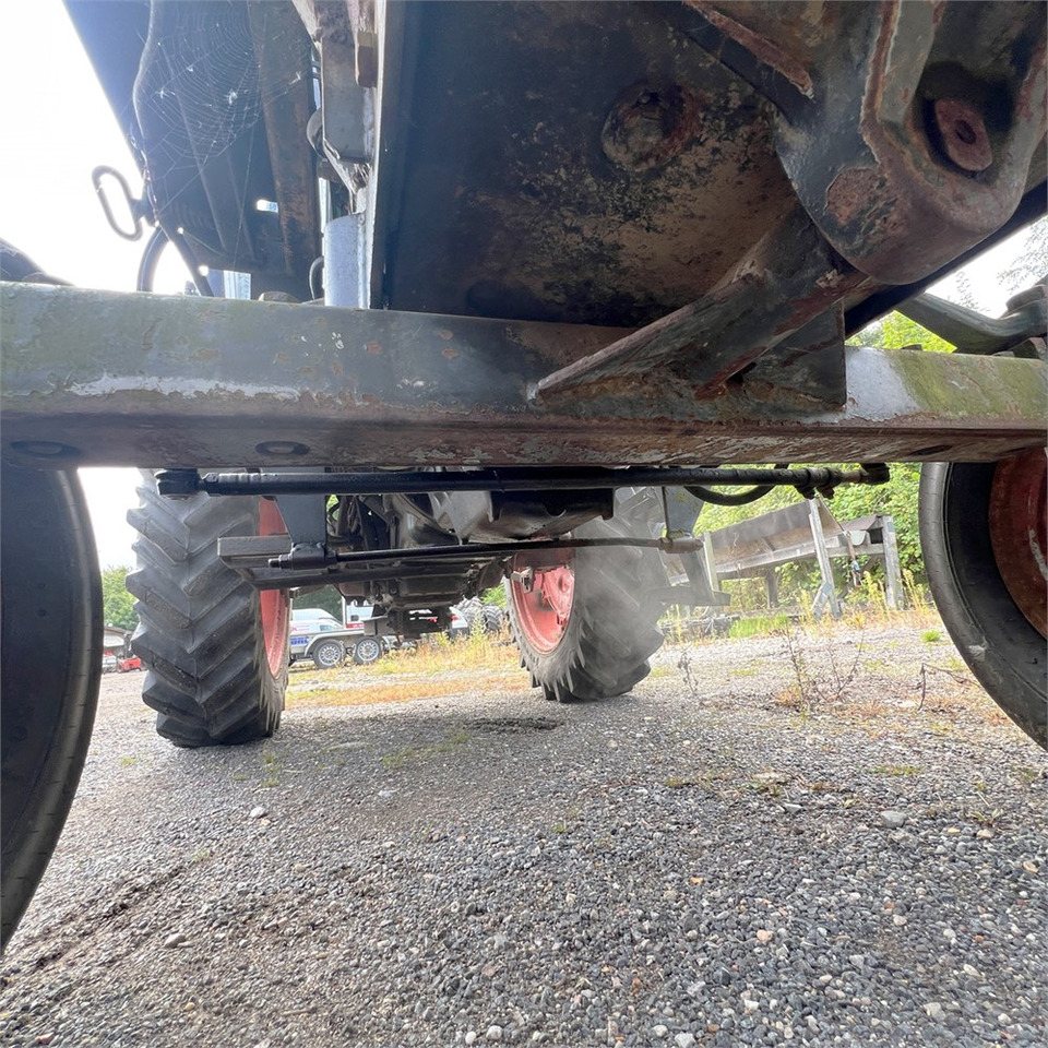 Traktori Deutz D 6806: kuva Traktori Deutz D 6806