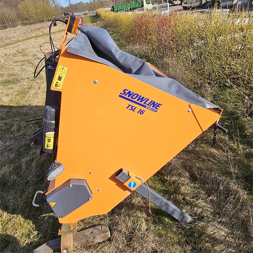 Epoke SNOWLINE TSL 16 - Hiekoitin: kuva Epoke SNOWLINE TSL 16 - Hiekoitin Epoke SNOWLINE TSL 16 - Hiekoitin: kuva Epoke SNOWLINE TSL 16 - Hiekoitin