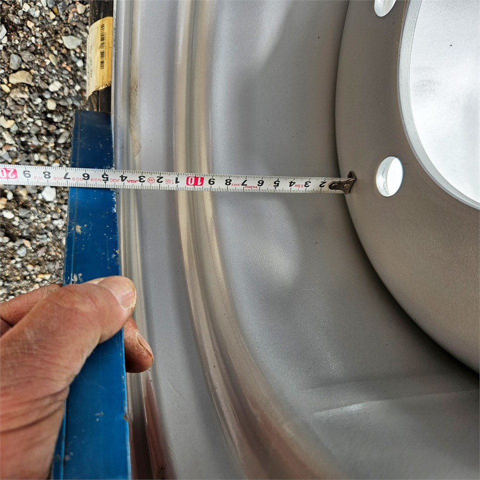 Giant 31X15,5-15 - Täydellinen pyörä - Rakennuskoneet: kuva Giant 31X15,5-15 - Täydellinen pyörä - Rakennuskoneet Giant 31X15,5-15 - Täydellinen pyörä - Rakennuskoneet: kuva Giant 31X15,5-15 - Täydellinen pyörä - Rakennuskoneet