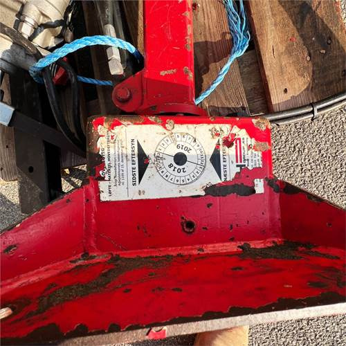 HMF Handy 52 TM - Lava-kuorma-auto: kuva HMF Handy 52 TM - Lava-kuorma-auto HMF Handy 52 TM - Lava-kuorma-auto: kuva HMF Handy 52 TM - Lava-kuorma-auto