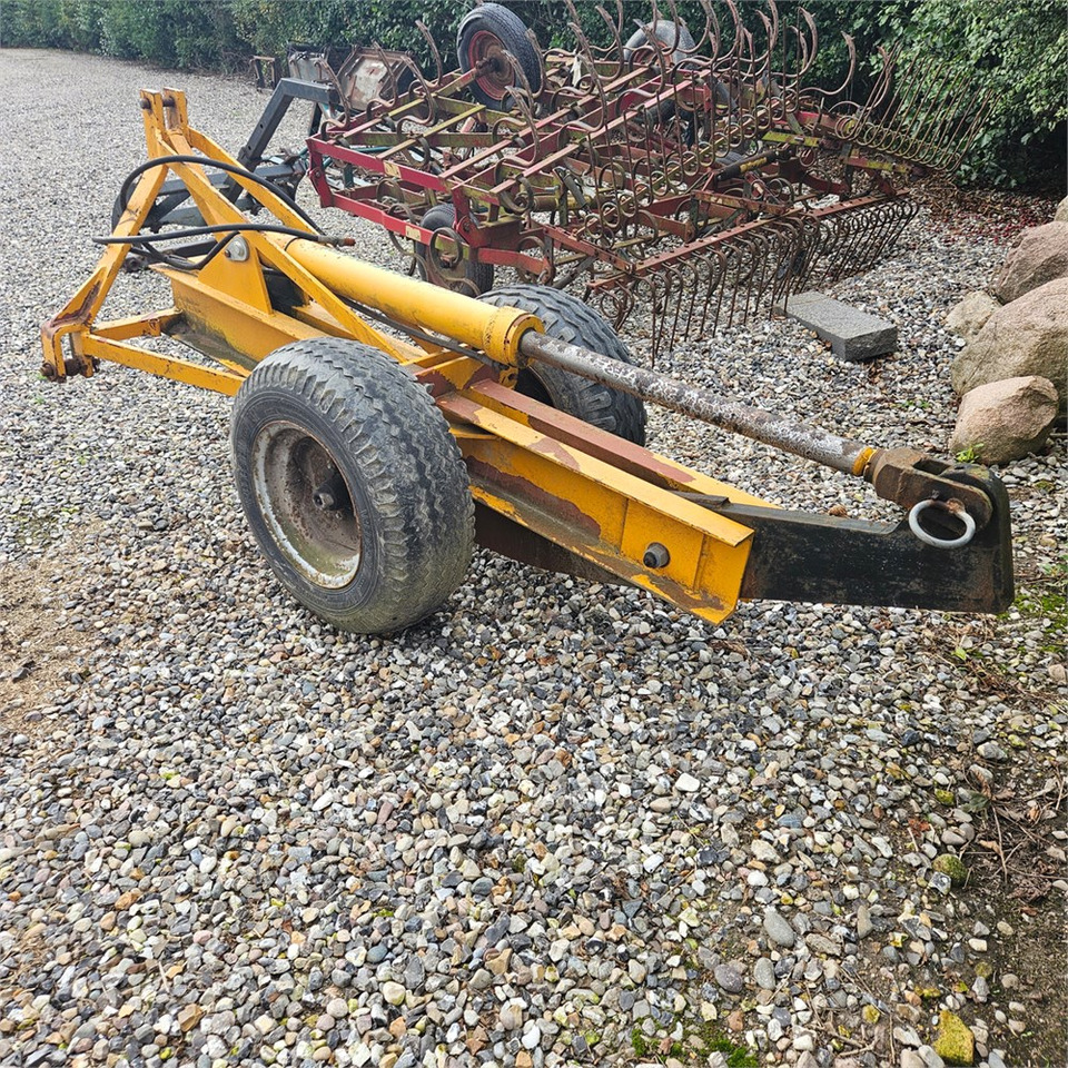 HWS Agro Meliorator - Maanmuokkauskone: kuva HWS Agro Meliorator - Maanmuokkauskone HWS Agro Meliorator - Maanmuokkauskone: kuva HWS Agro Meliorator - Maanmuokkauskone