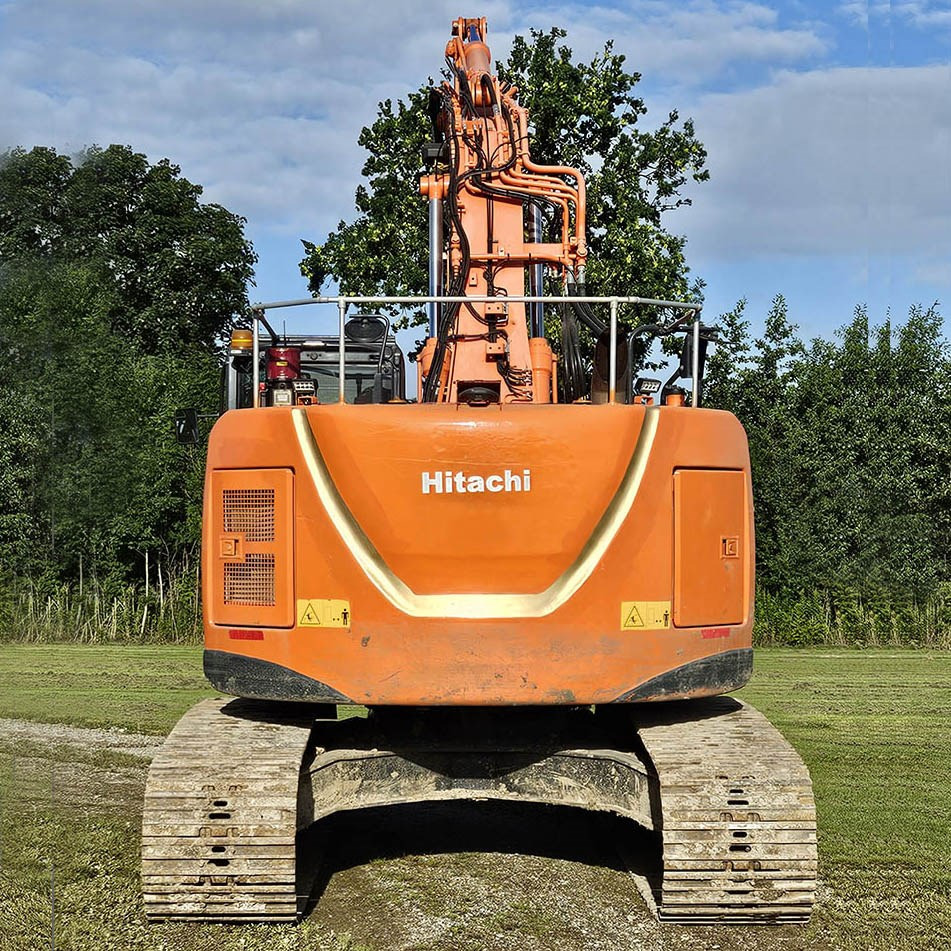 Hitachi ZX 225 - Telakaivukone: kuva Hitachi ZX 225 - Telakaivukone Hitachi ZX 225 - Telakaivukone: kuva Hitachi ZX 225 - Telakaivukone