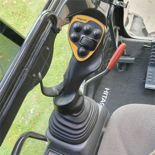 Pyöräalustainen kaivinkone Hitachi ZX145 WT-6: kuva Pyöräalustainen kaivinkone Hitachi ZX145 WT-6 Pyöräalustainen kaivinkone Hitachi ZX145 WT-6: kuva Pyöräalustainen kaivinkone Hitachi ZX145 WT-6