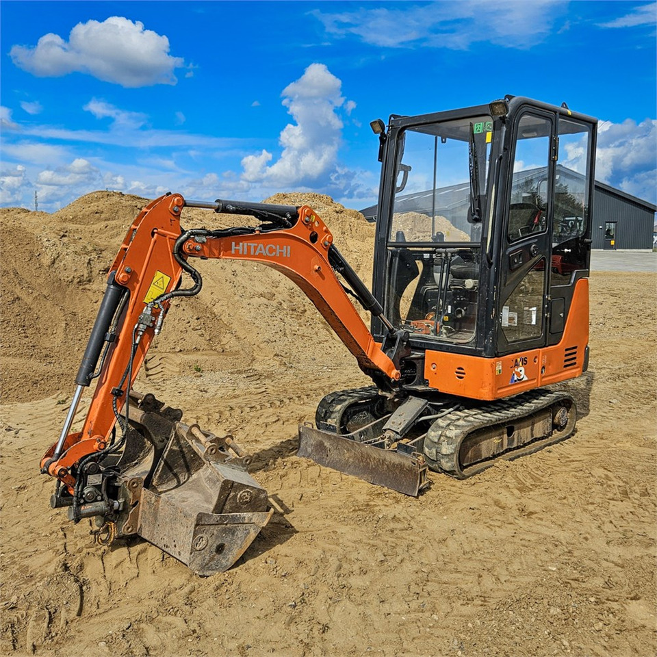 Hitachi ZX19-6 CR - Minikuormaaja: kuva Hitachi ZX19-6 CR - Minikuormaaja Hitachi ZX19-6 CR - Minikuormaaja: kuva Hitachi ZX19-6 CR - Minikuormaaja
