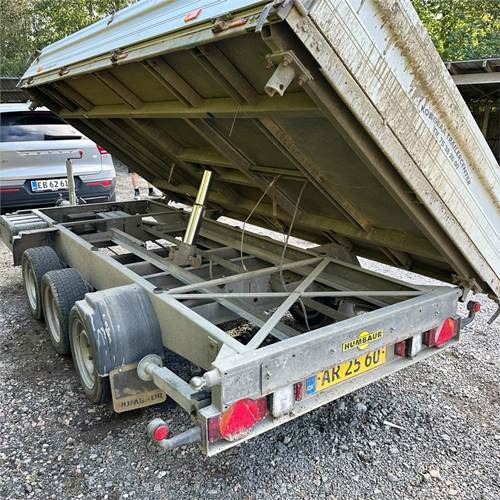 Humbaur HTK 3500.37 - Peräkärry: kuva Humbaur HTK 3500.37 - Peräkärry Humbaur HTK 3500.37 - Peräkärry: kuva Humbaur HTK 3500.37 - Peräkärry