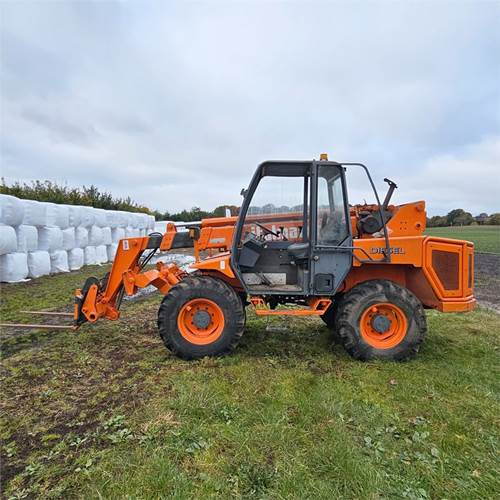 Italmacchine / Terex Lift 2009 - Kurottaja: kuva Italmacchine / Terex Lift 2009 - Kurottaja Italmacchine / Terex Lift 2009 - Kurottaja: kuva Italmacchine / Terex Lift 2009 - Kurottaja