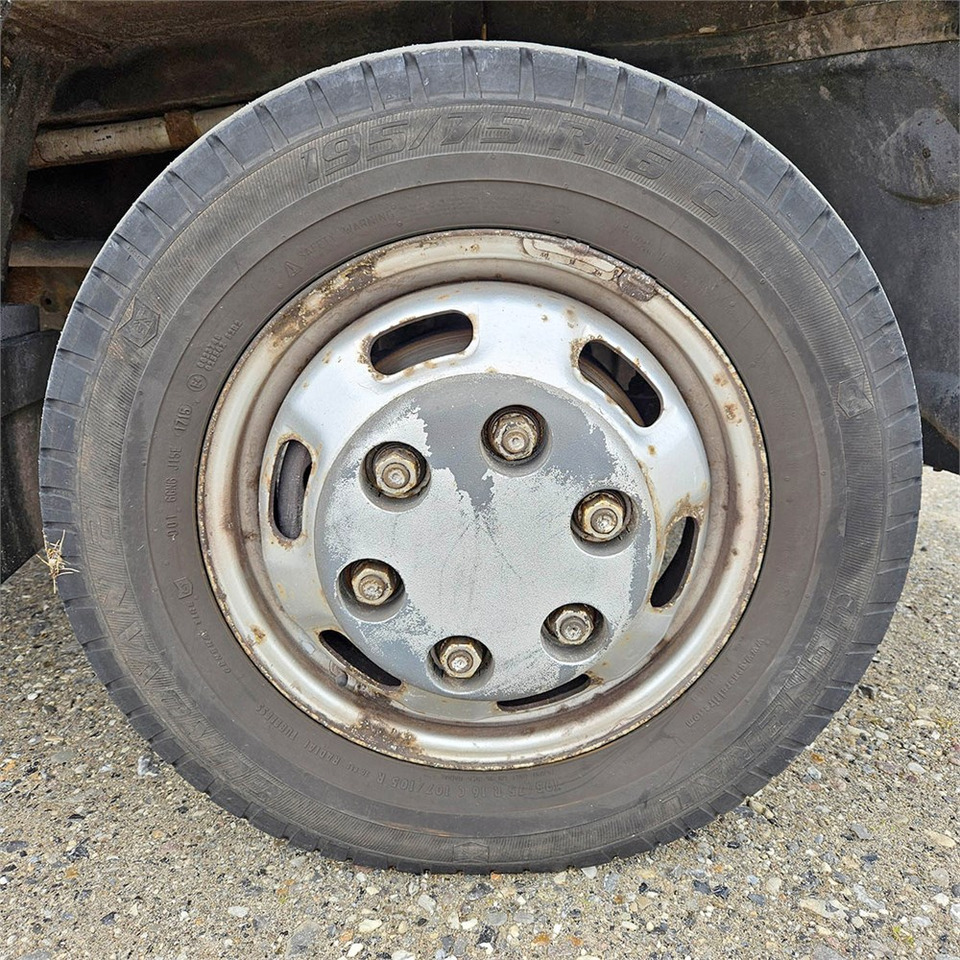 Lava-kuorma-auto Iveco Stralis C35: kuva Lava-kuorma-auto Iveco Stralis C35