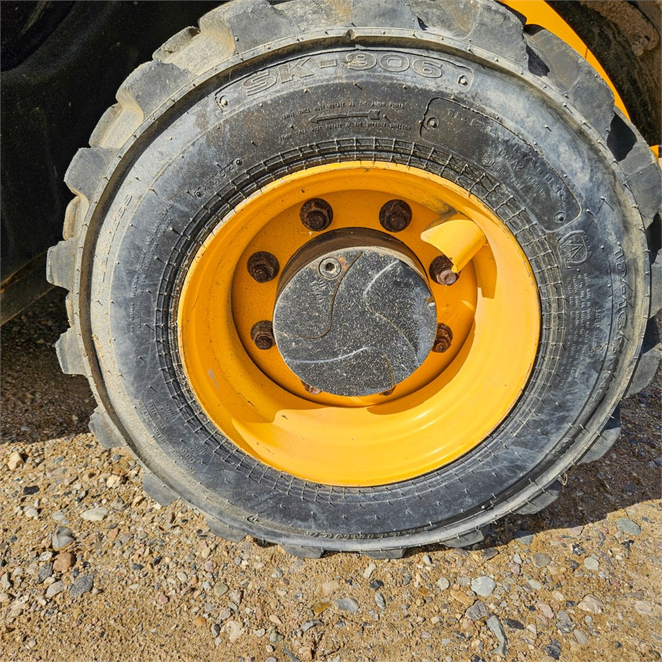 Leasing JCB 525-60T4 JCB 525-60T4: kuva Leasing JCB 525-60T4 JCB 525-60T4