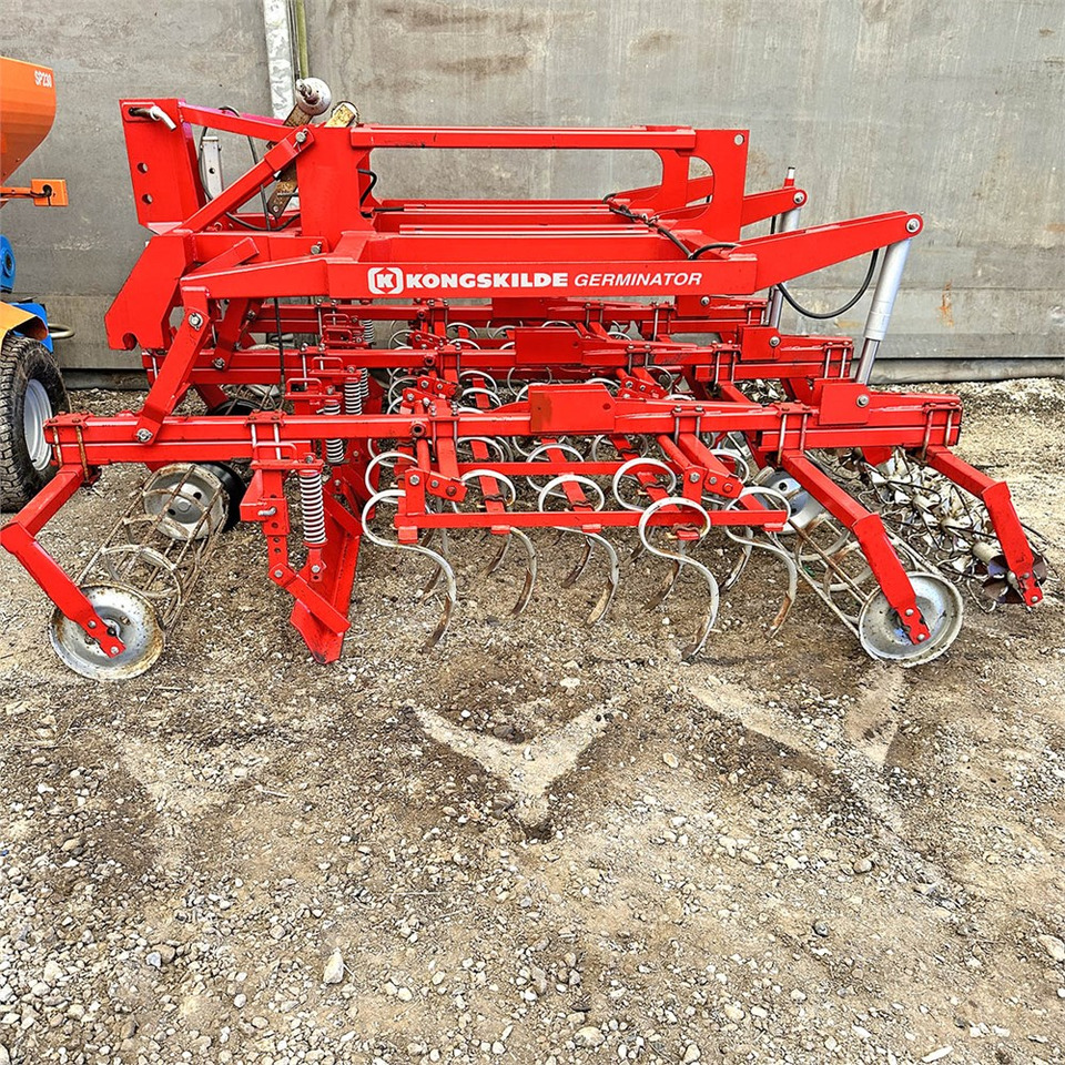 Kongskilde Germinator 3M - Kultivaattori: kuva Kongskilde Germinator 3M - Kultivaattori Kongskilde Germinator 3M - Kultivaattori: kuva Kongskilde Germinator 3M - Kultivaattori