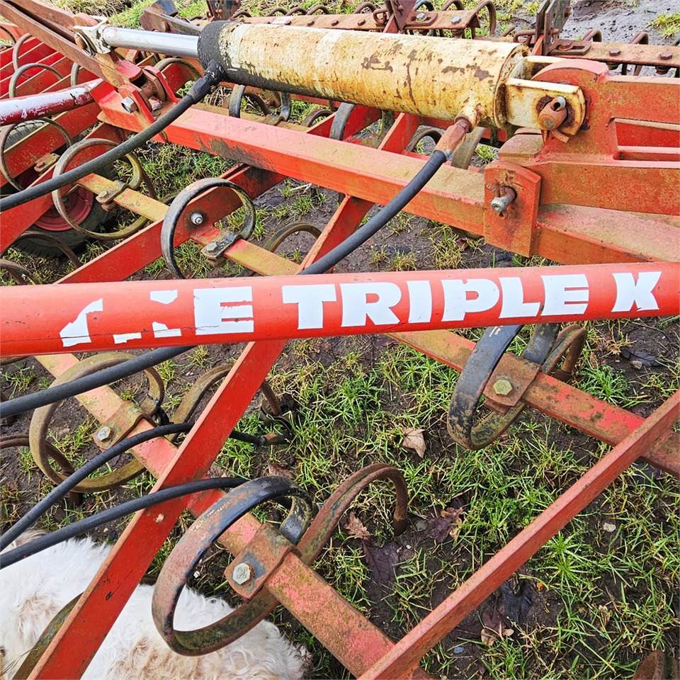 Kongskilde Triple K - Kultivaattori: kuva Kongskilde Triple K - Kultivaattori Kongskilde Triple K - Kultivaattori: kuva Kongskilde Triple K - Kultivaattori
