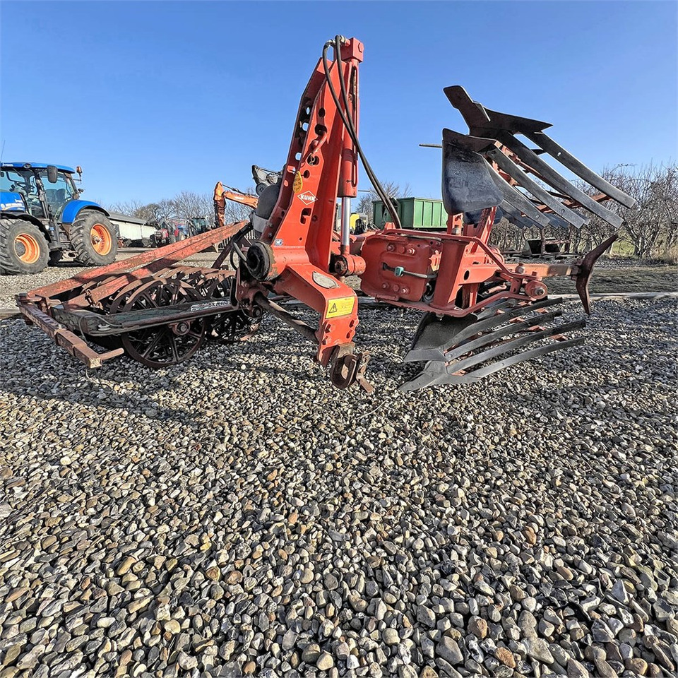 Kuhn Master 120 - Aura: kuva Kuhn Master 120 - Aura Kuhn Master 120 - Aura: kuva Kuhn Master 120 - Aura