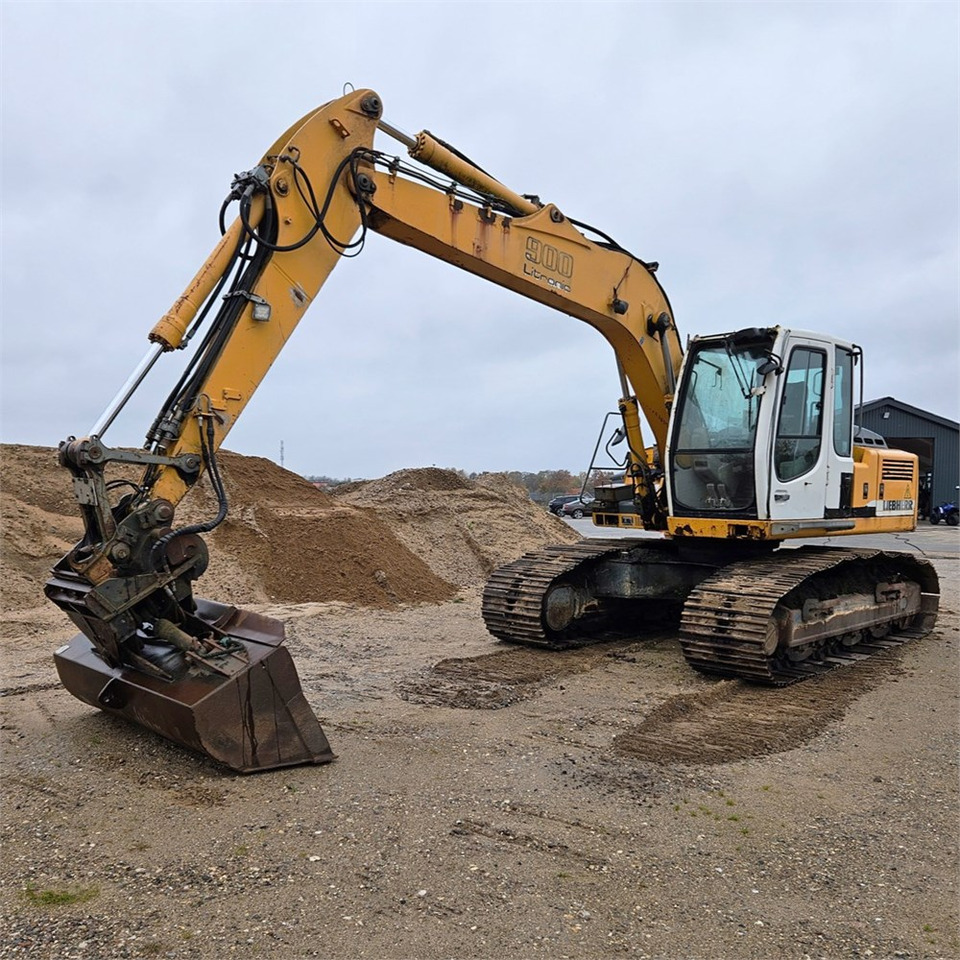 Liebherr R900 C Litronic - Telakaivukone: kuva Liebherr R900 C Litronic - Telakaivukone Liebherr R900 C Litronic - Telakaivukone: kuva Liebherr R900 C Litronic - Telakaivukone