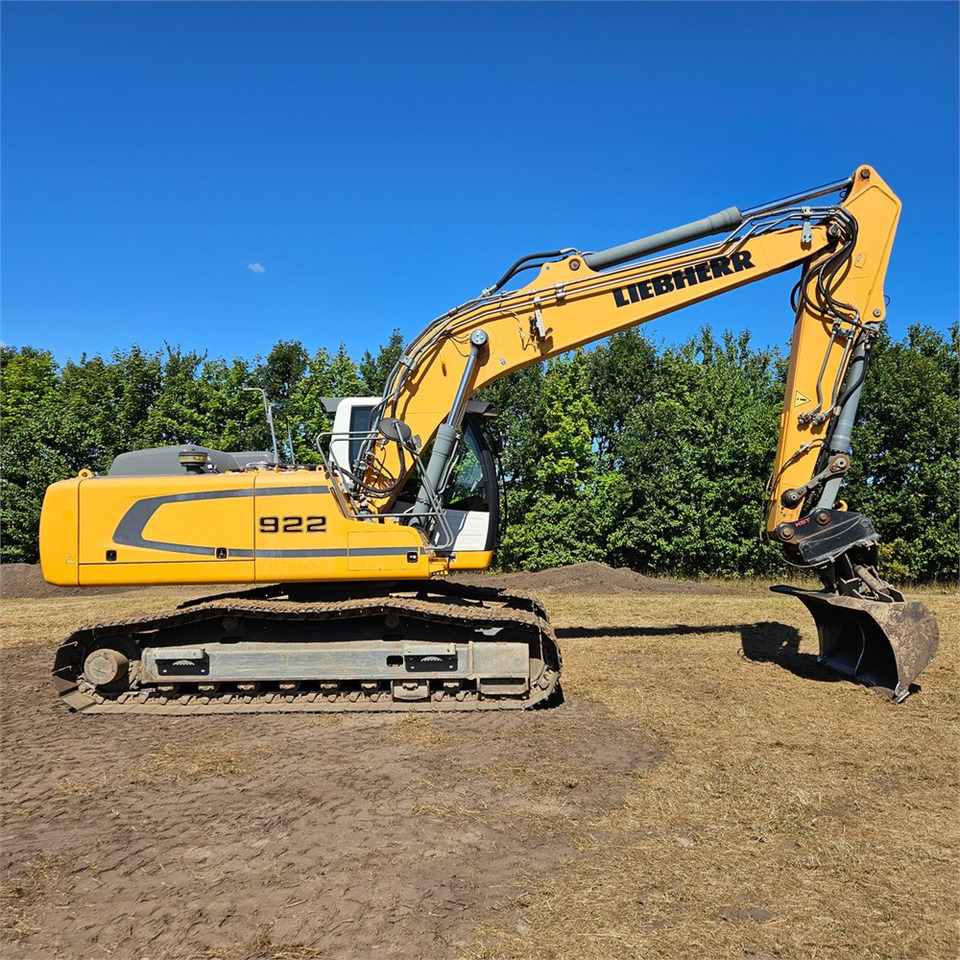 Liebherr R922 LC - Telakaivukone: kuva Liebherr R922 LC - Telakaivukone Liebherr R922 LC - Telakaivukone: kuva Liebherr R922 LC - Telakaivukone