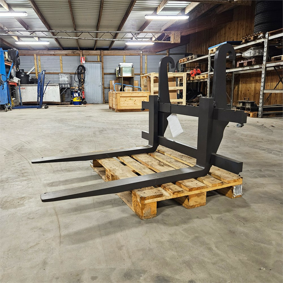 Mecalac 2.500 kg - Haarukka: kuva Mecalac 2.500 kg - Haarukka Mecalac 2.500 kg - Haarukka: kuva Mecalac 2.500 kg - Haarukka