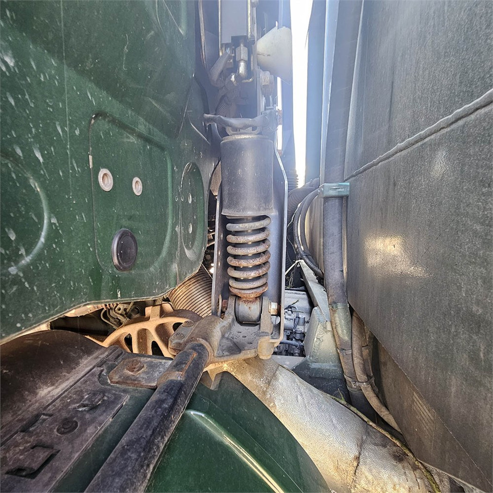 Lava-kuorma-auto, Nosturiauto Mercedes Actros 3341 A BlueTec 5: kuva Lava-kuorma-auto, Nosturiauto Mercedes Actros 3341 A BlueTec 5 Lava-kuorma-auto, Nosturiauto Mercedes Actros 3341 A BlueTec 5: kuva Lava-kuorma-auto, Nosturiauto Mercedes Actros 3341 A BlueTec 5