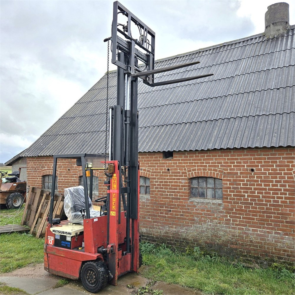 Mitsubishi FBT13 P - Vastapainotrukki: kuva Mitsubishi FBT13 P - Vastapainotrukki Mitsubishi FBT13 P - Vastapainotrukki: kuva Mitsubishi FBT13 P - Vastapainotrukki