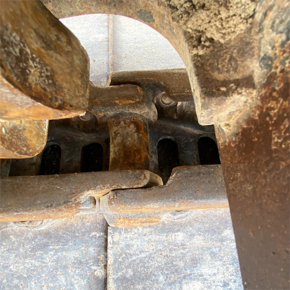 Telakaivukone New Holland E 265 B: kuva Telakaivukone New Holland E 265 B Telakaivukone New Holland E 265 B: kuva Telakaivukone New Holland E 265 B