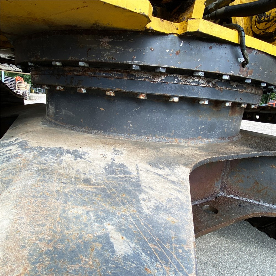 Telakaivukone New Holland E 265 B: kuva Telakaivukone New Holland E 265 B Telakaivukone New Holland E 265 B: kuva Telakaivukone New Holland E 265 B