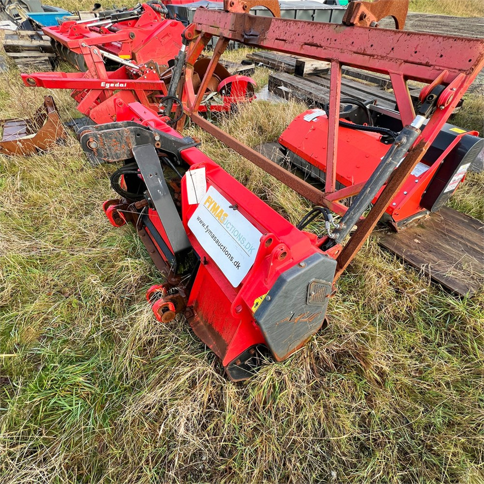 Prinoth M450m-1900 - Metsämurskain: kuva Prinoth M450m-1900 - Metsämurskain Prinoth M450m-1900 - Metsämurskain: kuva Prinoth M450m-1900 - Metsämurskain