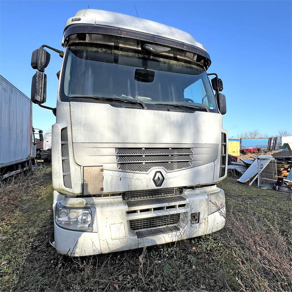 Renault 410 DXI Premimium - Kuorma-auto alusta: kuva Renault 410 DXI Premimium - Kuorma-auto alusta Renault 410 DXI Premimium - Kuorma-auto alusta: kuva Renault 410 DXI Premimium - Kuorma-auto alusta