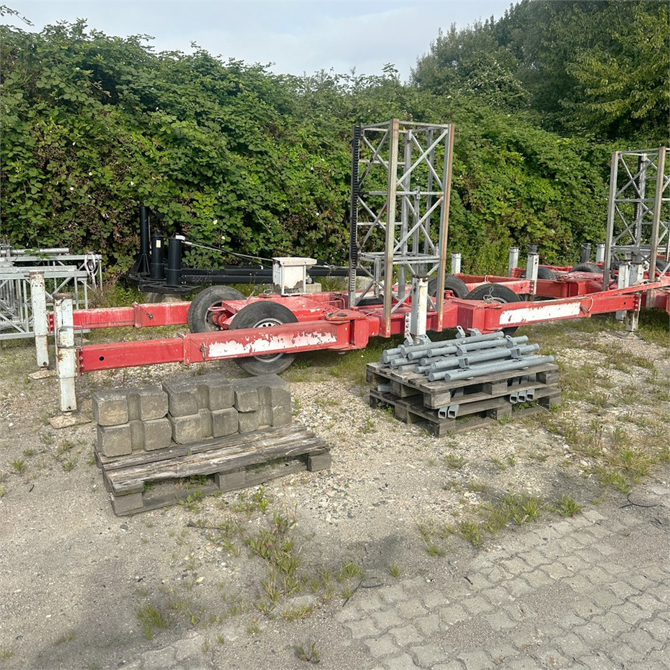 Scanclimber Chassis - Henkilönostin: kuva Scanclimber Chassis - Henkilönostin Scanclimber Chassis - Henkilönostin: kuva Scanclimber Chassis - Henkilönostin