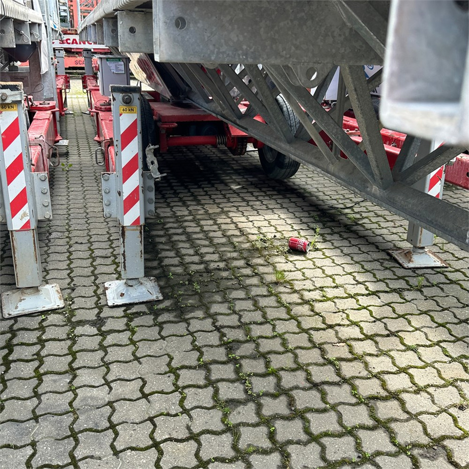 Henkilönostin Scanclimber SC 8000: kuva Henkilönostin Scanclimber SC 8000 Henkilönostin Scanclimber SC 8000: kuva Henkilönostin Scanclimber SC 8000