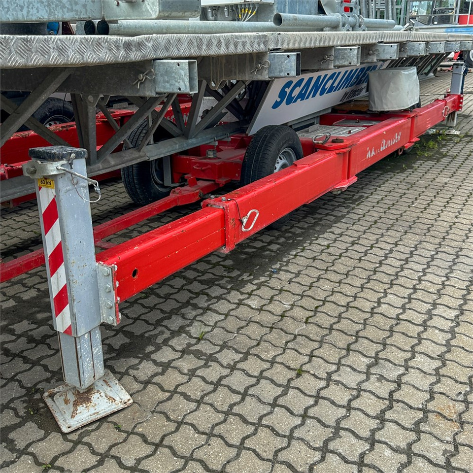 Henkilönostin Scanclimber SC 8000: kuva Henkilönostin Scanclimber SC 8000 Henkilönostin Scanclimber SC 8000: kuva Henkilönostin Scanclimber SC 8000