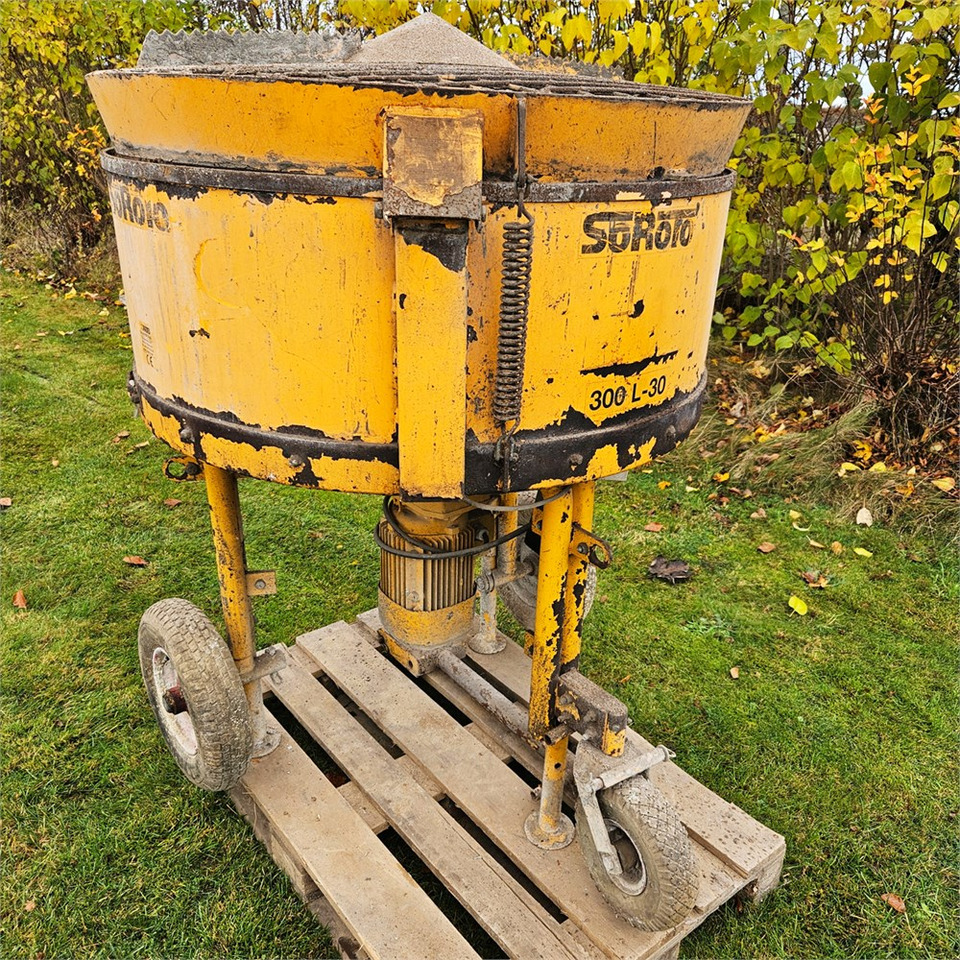 Soroto 300 L-30 - Betonimylly: kuva Soroto 300 L-30 - Betonimylly Soroto 300 L-30 - Betonimylly: kuva Soroto 300 L-30 - Betonimylly