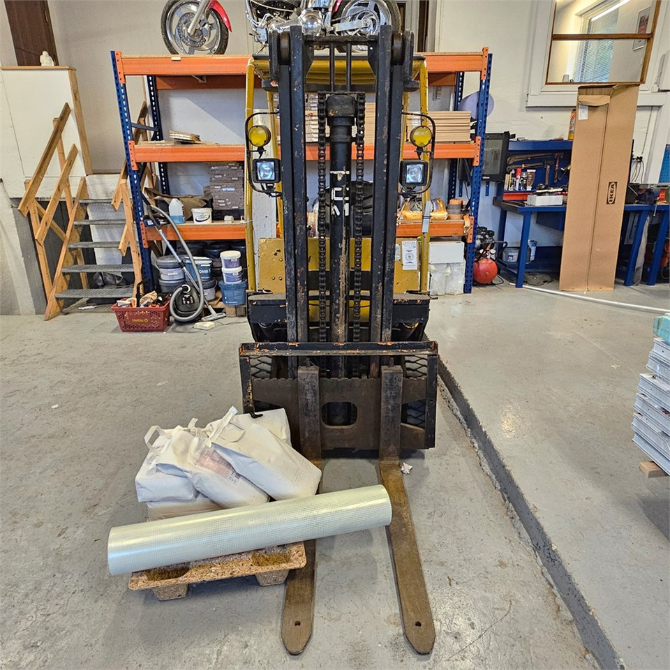 TCM FG14 II - Vastapainotrukki: kuva TCM FG14 II - Vastapainotrukki TCM FG14 II - Vastapainotrukki: kuva TCM FG14 II - Vastapainotrukki