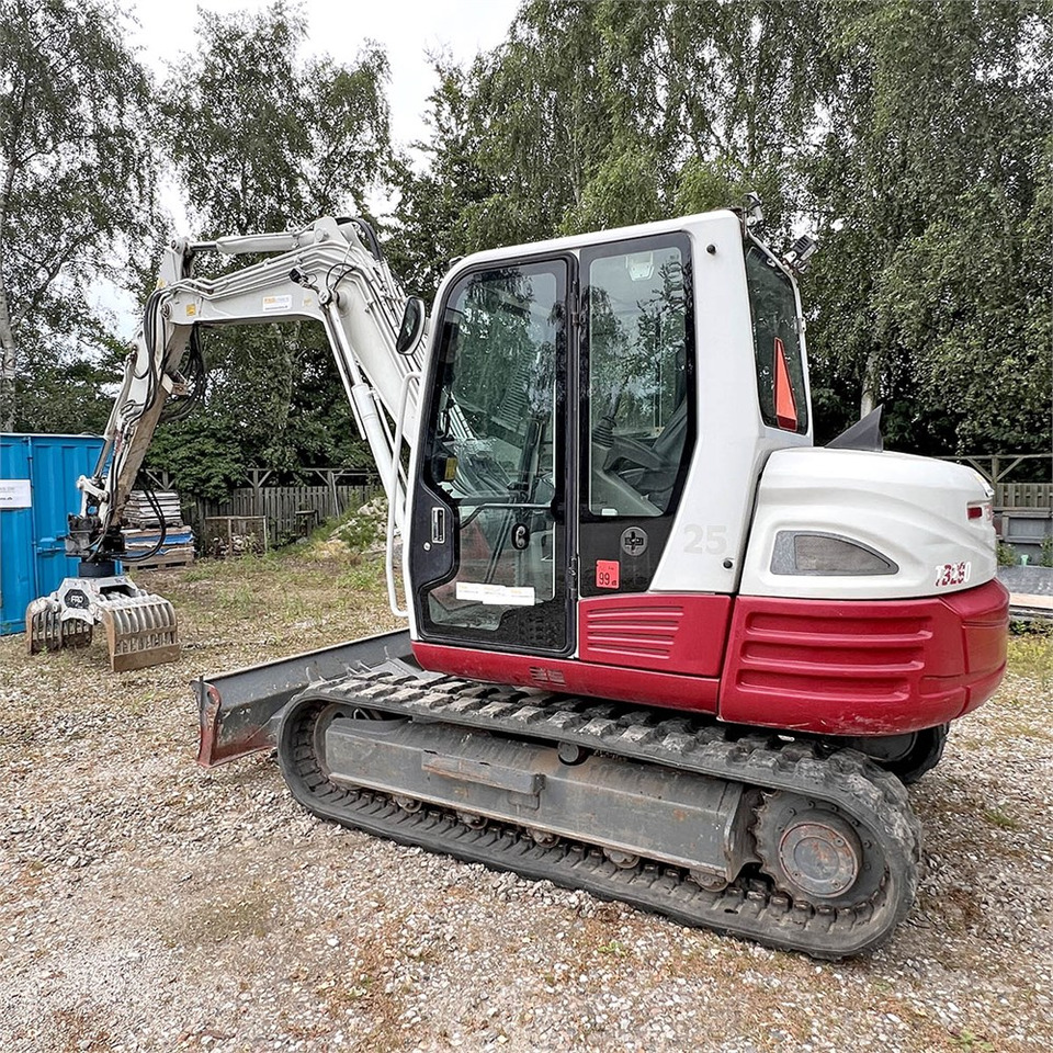 Takeuchi TB290 - Minikuormaaja: kuva Takeuchi TB290 - Minikuormaaja Takeuchi TB290 - Minikuormaaja: kuva Takeuchi TB290 - Minikuormaaja
