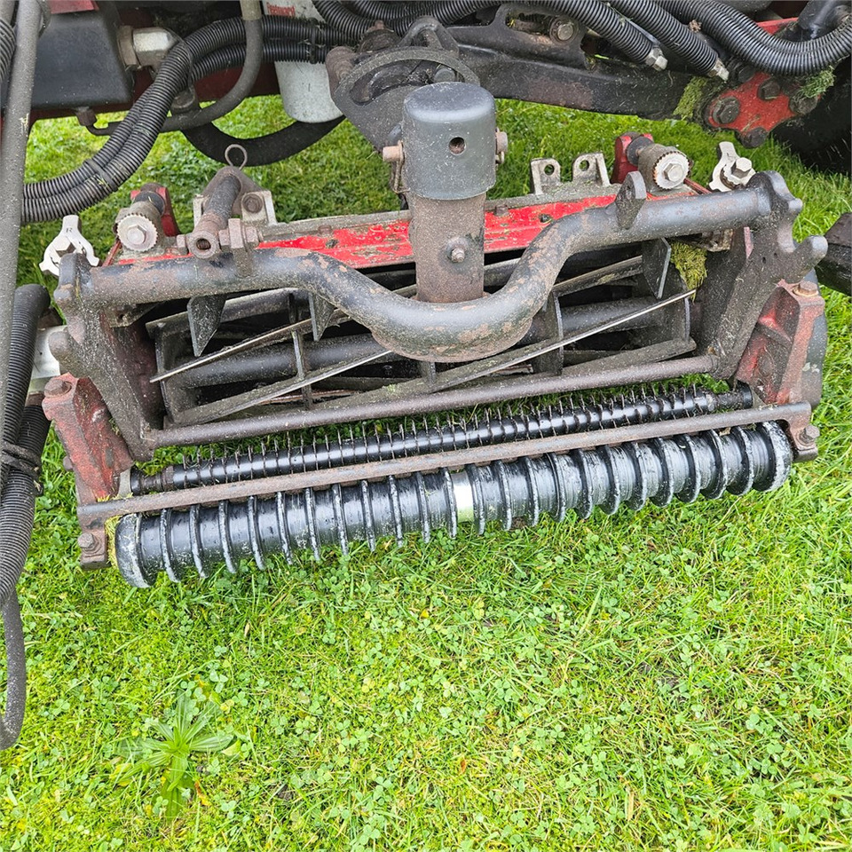 Ruohonleikkuri Toro Realmaster 5510: kuva Ruohonleikkuri Toro Realmaster 5510 Ruohonleikkuri Toro Realmaster 5510: kuva Ruohonleikkuri Toro Realmaster 5510