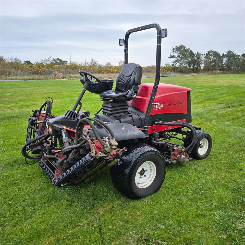 Ruohonleikkuri Toro Realmaster 5510: kuva Ruohonleikkuri Toro Realmaster 5510 Ruohonleikkuri Toro Realmaster 5510: kuva Ruohonleikkuri Toro Realmaster 5510