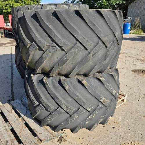 Trelleborg TM165 - Traktori: kuva Trelleborg TM165 - Traktori Trelleborg TM165 - Traktori: kuva Trelleborg TM165 - Traktori