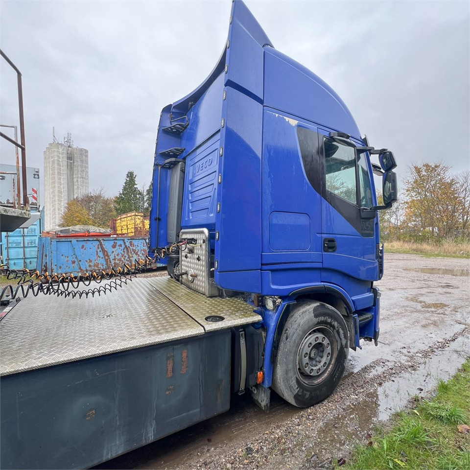 Iveco Stralis 440TY/TP - Vetopöytäauto: kuva Iveco Stralis 440TY/TP - Vetopöytäauto Iveco Stralis 440TY/TP - Vetopöytäauto: kuva Iveco Stralis 440TY/TP - Vetopöytäauto